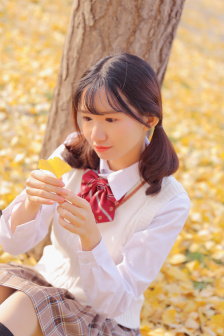 不戴胸罩的邻居